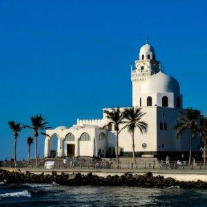 Jeddah weekend itinerary with views of the Floating Mosque and Corniche